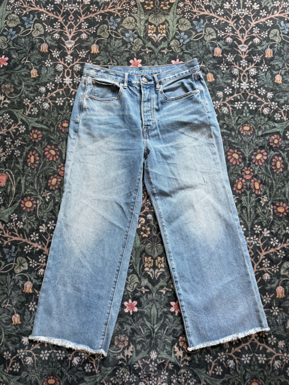 American Eagle Outfitters Light Wash High-Rise Wide Leg Crop Jeans